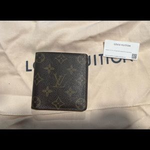 Authentic Louis Vuitton Brown Vintage Monogram LV Bifold Wallet
